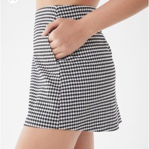 Urban Outfitters Gingham Side-Pocket Mini Skirt!
